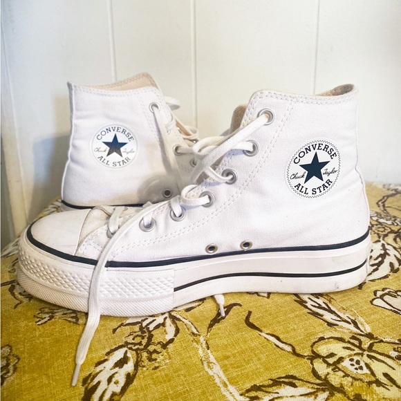 Converse Shoes - Platform White Converse